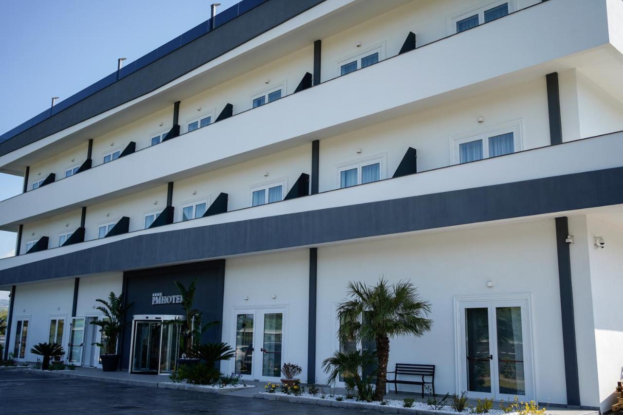 Pm Hotel كاتانزارو المظهر الخارجي الصورة