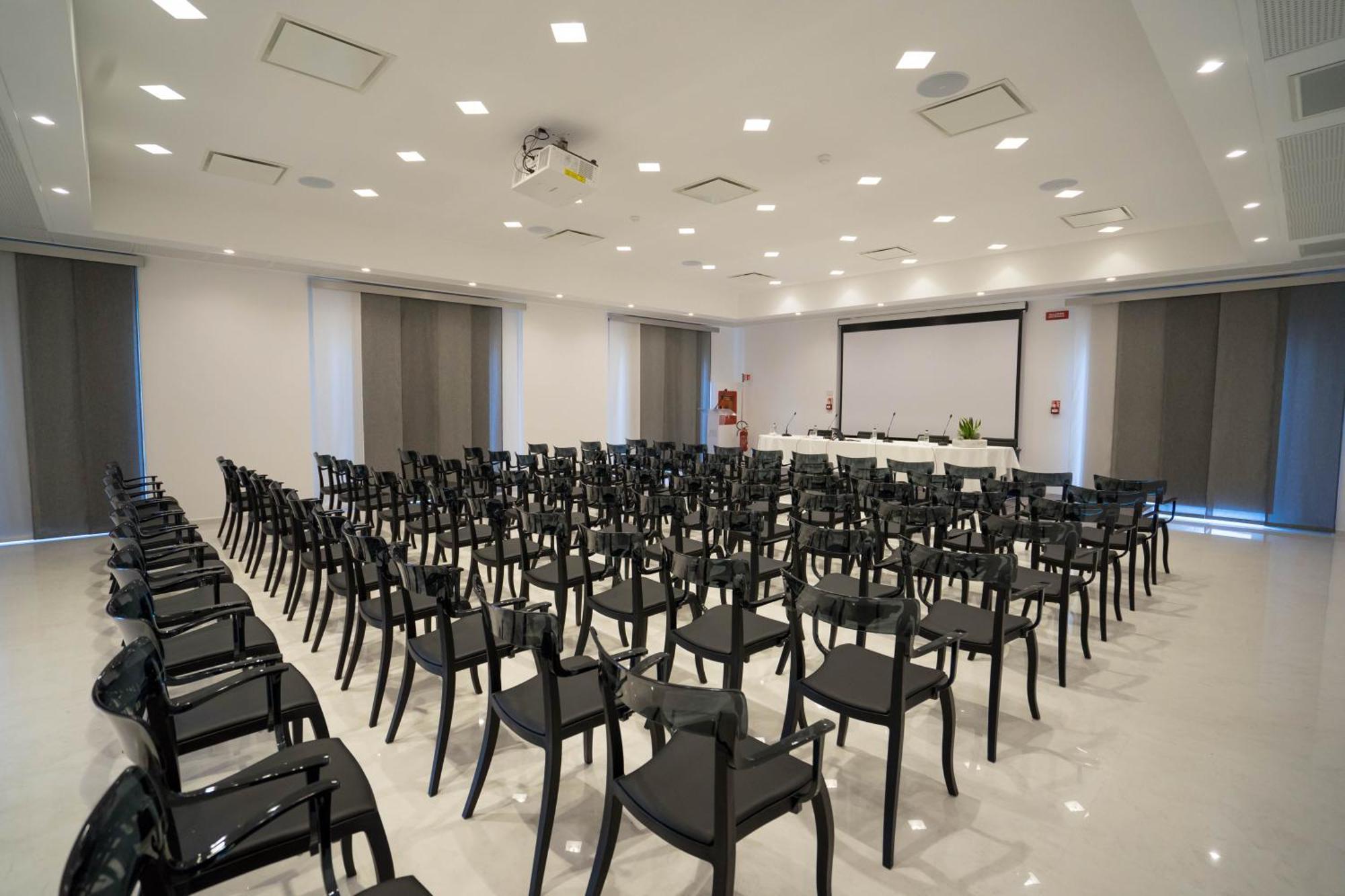 Pm Hotel كاتانزارو المظهر الخارجي الصورة