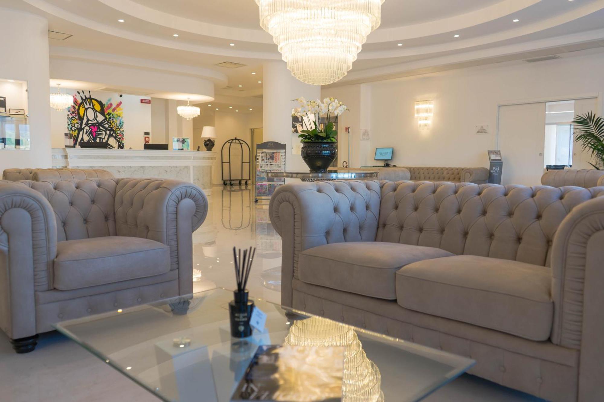 Pm Hotel كاتانزارو المظهر الخارجي الصورة